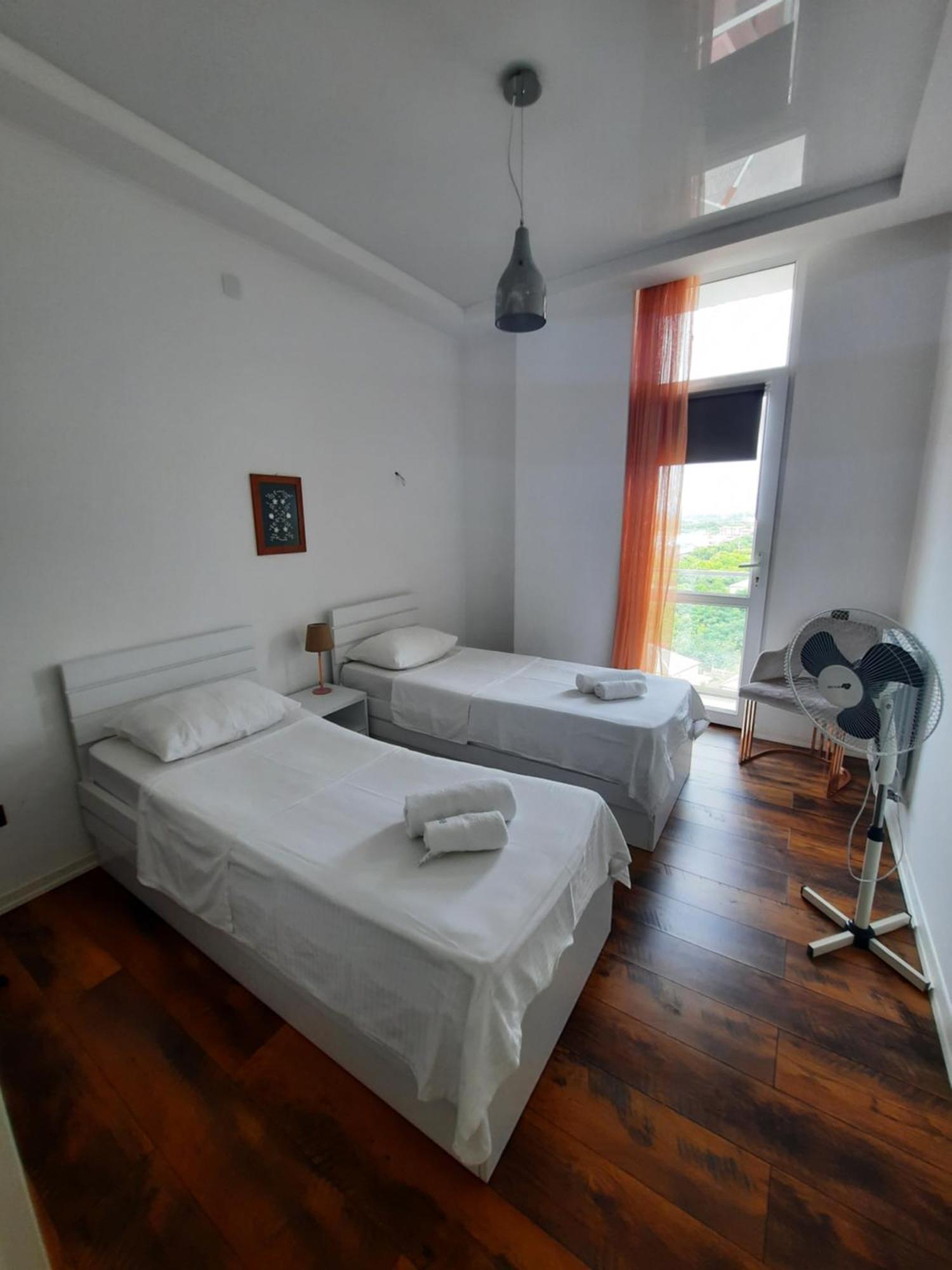 Sofia'S Apartment In Кобулети Екстериор снимка